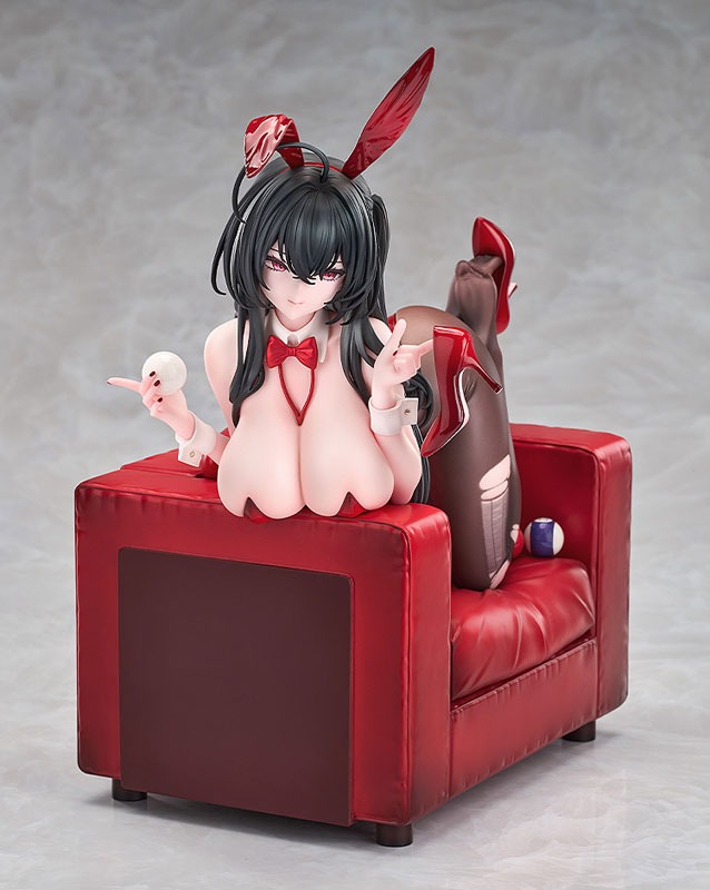 Scaled Figure 1/7 Taihou - Fun on the Baize Ver. Azur Lane  By Good Smile Arts Shanghai