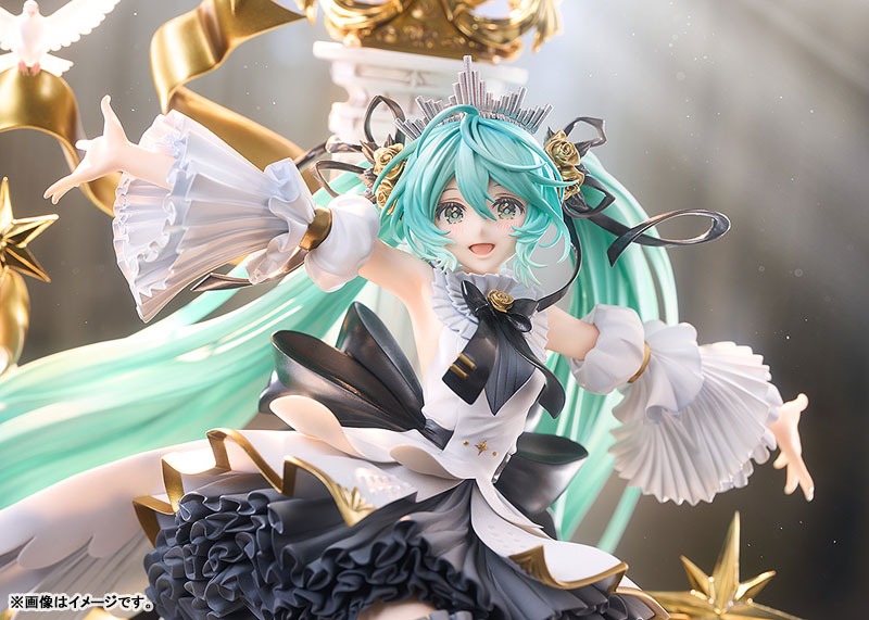 Scaled Figure 1/7 G.S. Collection Hatsune Miku - Symphony 10th Anniversary Ver. Vocaloid By Good Smile Company