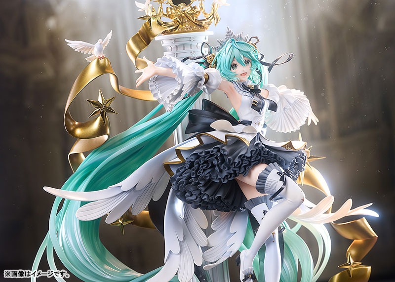 Scaled Figure 1/7 G.S. Collection Hatsune Miku - Symphony 10th Anniversary Ver. Vocaloid By Good Smile Company