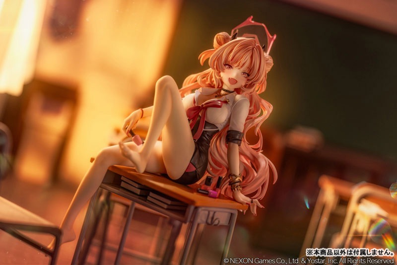 Scaled Figure 1/7 Yozakura Kirara - Memorial Lobby Ver. Blue Archive By NEONMAX