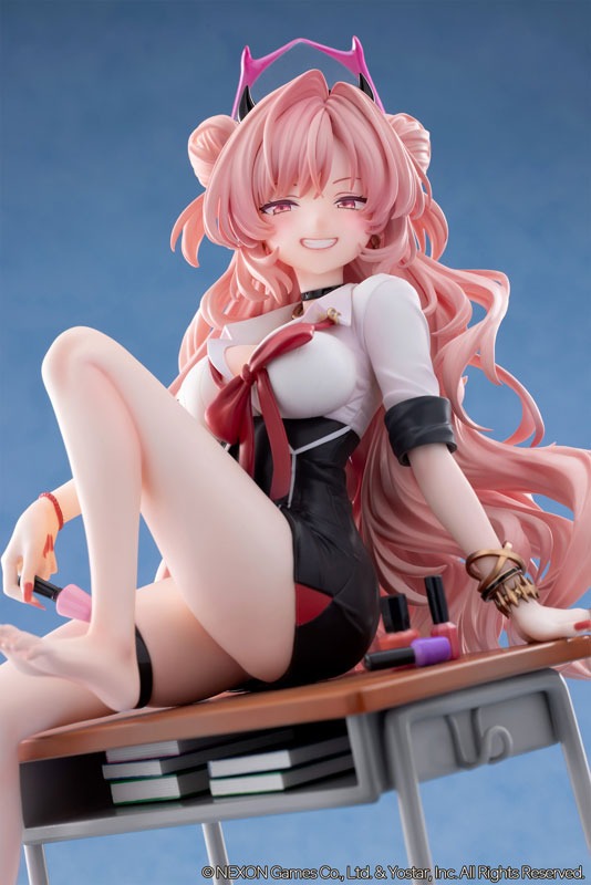 Scaled Figure 1/7 Yozakura Kirara - Memorial Lobby Ver. Blue Archive By NEONMAX