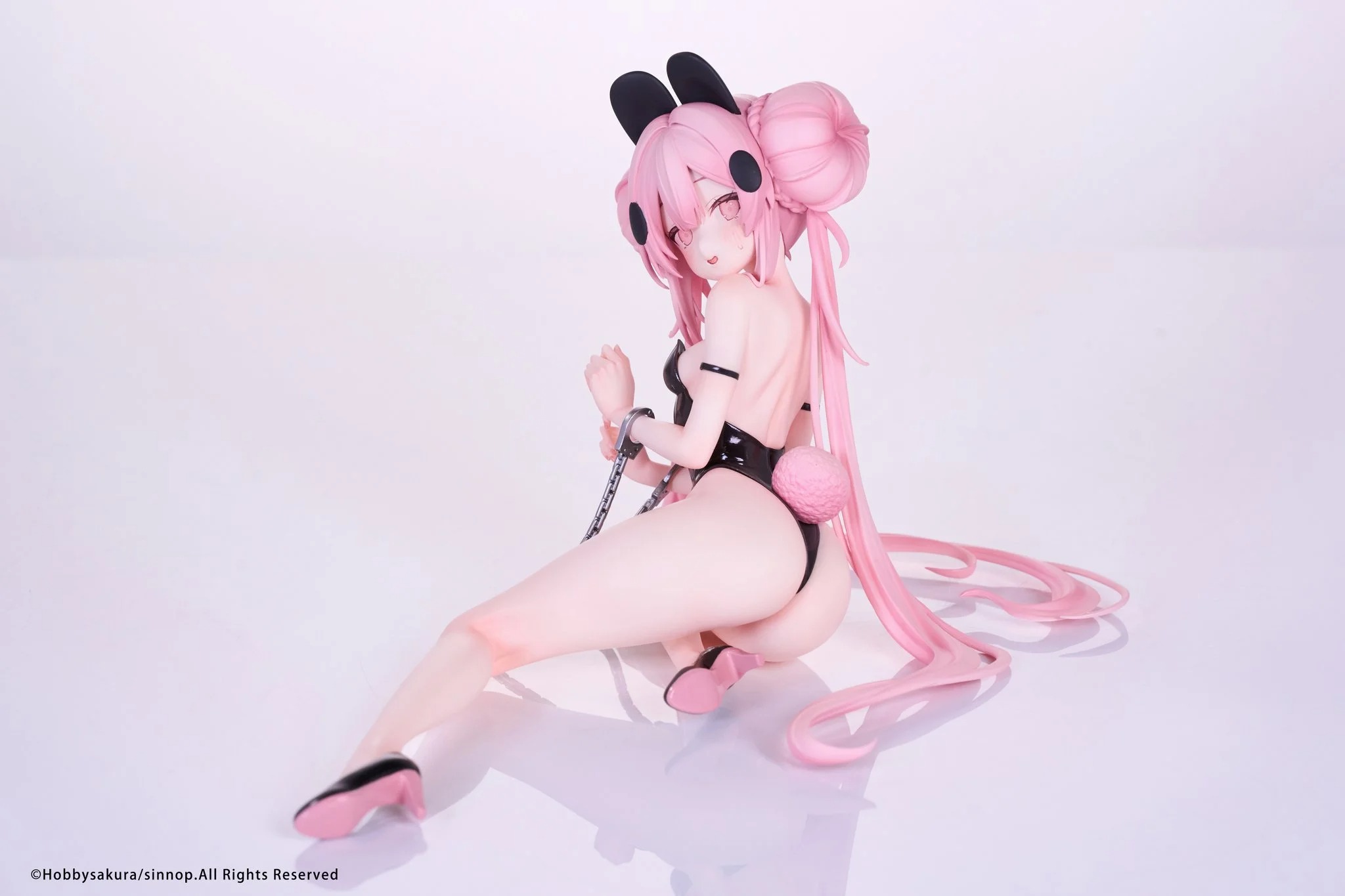 Scaled Figure 1/8 True Point - Bunny Ver. Illustration by Sinno10P By Hobby Sakura