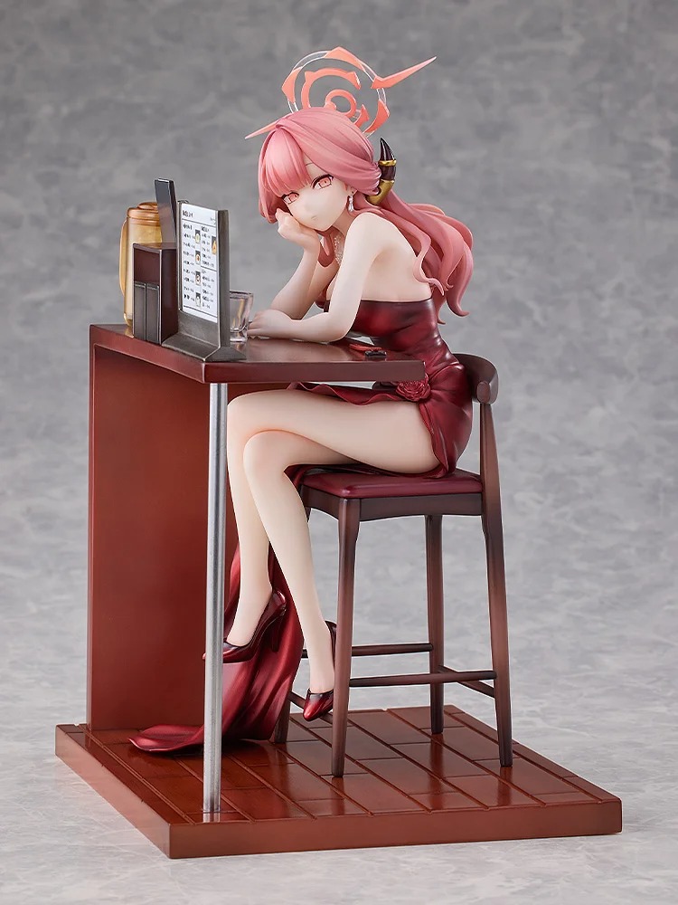 Scaled Figure 1/7 Rikuhachima Aru (Dress) - Memorial Lobby Ver. Blue Archive By Solarain