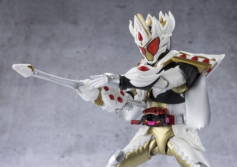 SHF S.H.Figuarts Kamen Rider Gavv - Caking Form By Premium Bandai