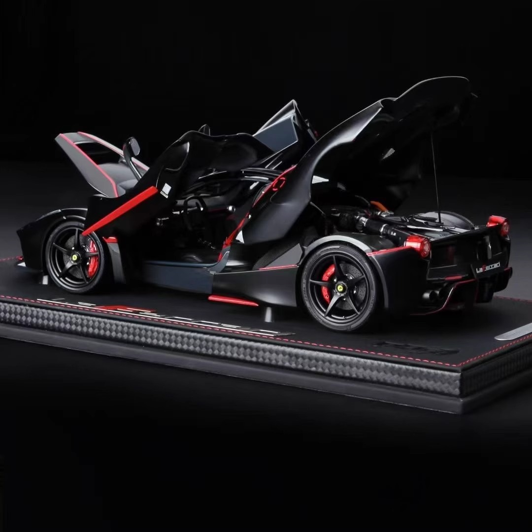 Scaled 1/18 Ferrari LaFerrari Matte Black Lafayette By BBR