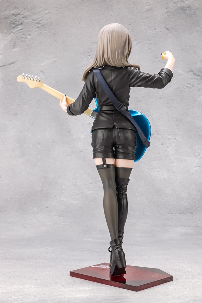 Scaled Figure 1/7 Kawaragi Momoka - Girls Band Cry By Kotobukiya