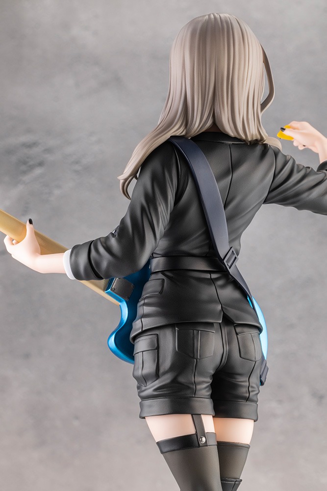 Scaled Figure 1/7 Kawaragi Momoka - Girls Band Cry By Kotobukiya