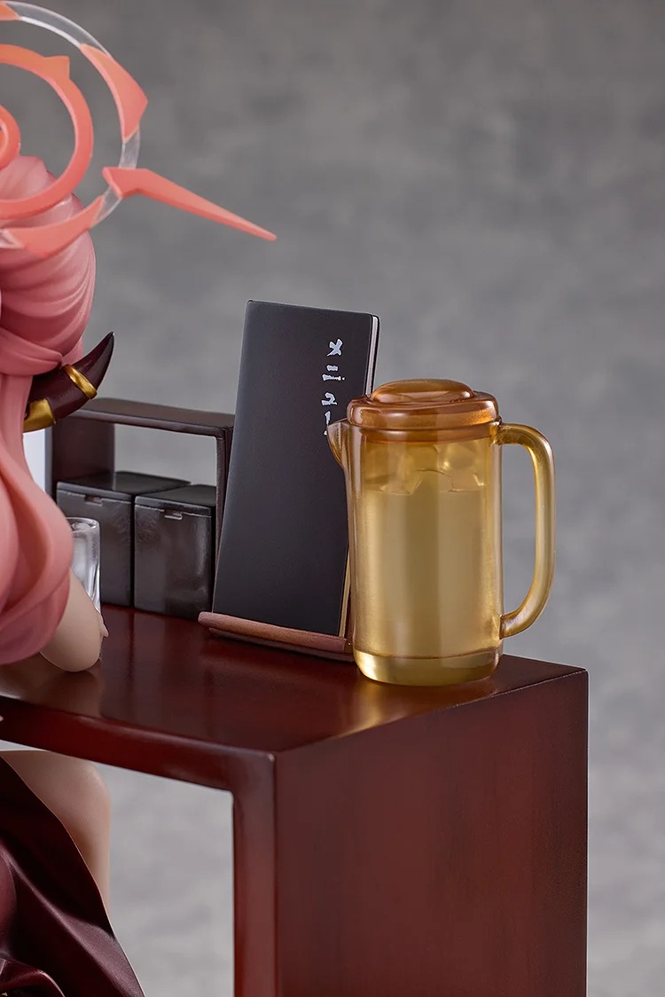 Scaled Figure 1/7 Rikuhachima Aru (Dress) - Memorial Lobby Ver. Blue Archive By Solarain