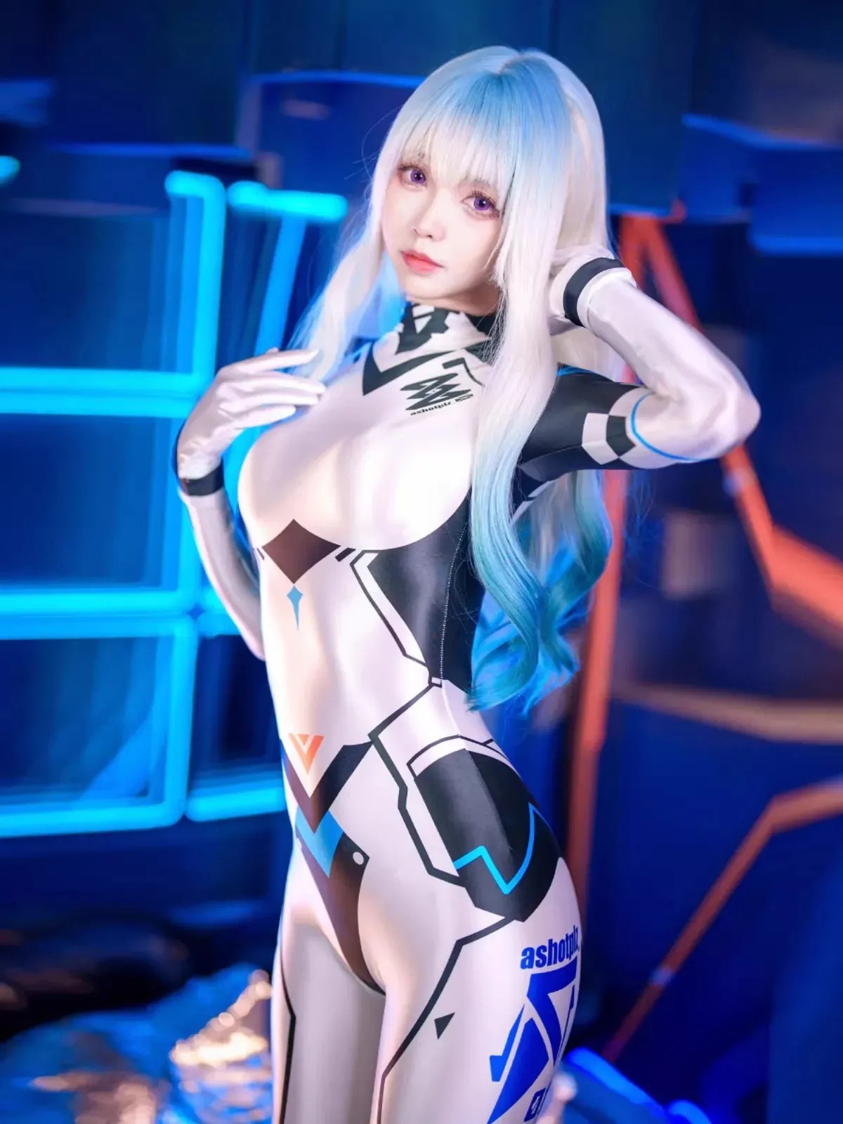 Zentai Suit Wanita Futuristic Style Long-Sleeved Full Body Satin Glossy Casual Body Jumpsuit with Gloves