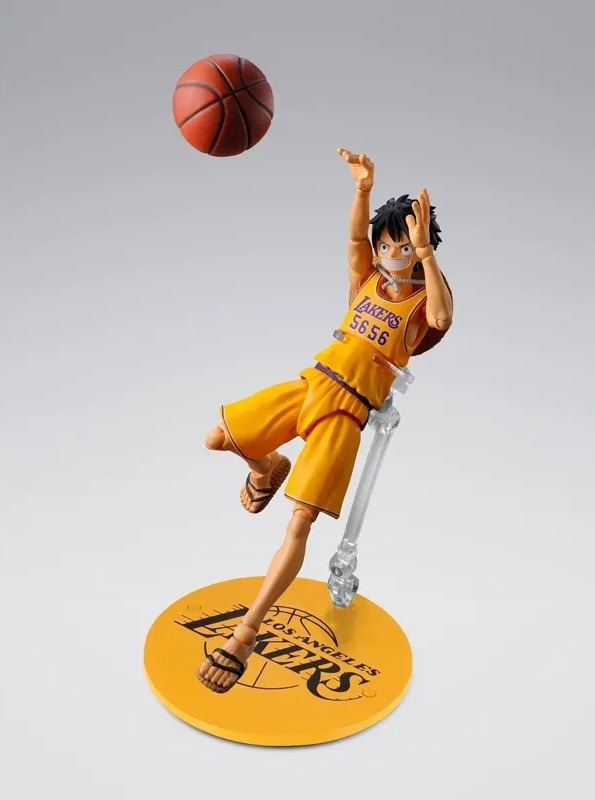 SHF S.H.Figuarts MONKEY.D.LUFFY LOS ANGELES LAKERS ver. - ONE PIECEรNBA By Premium Bandai