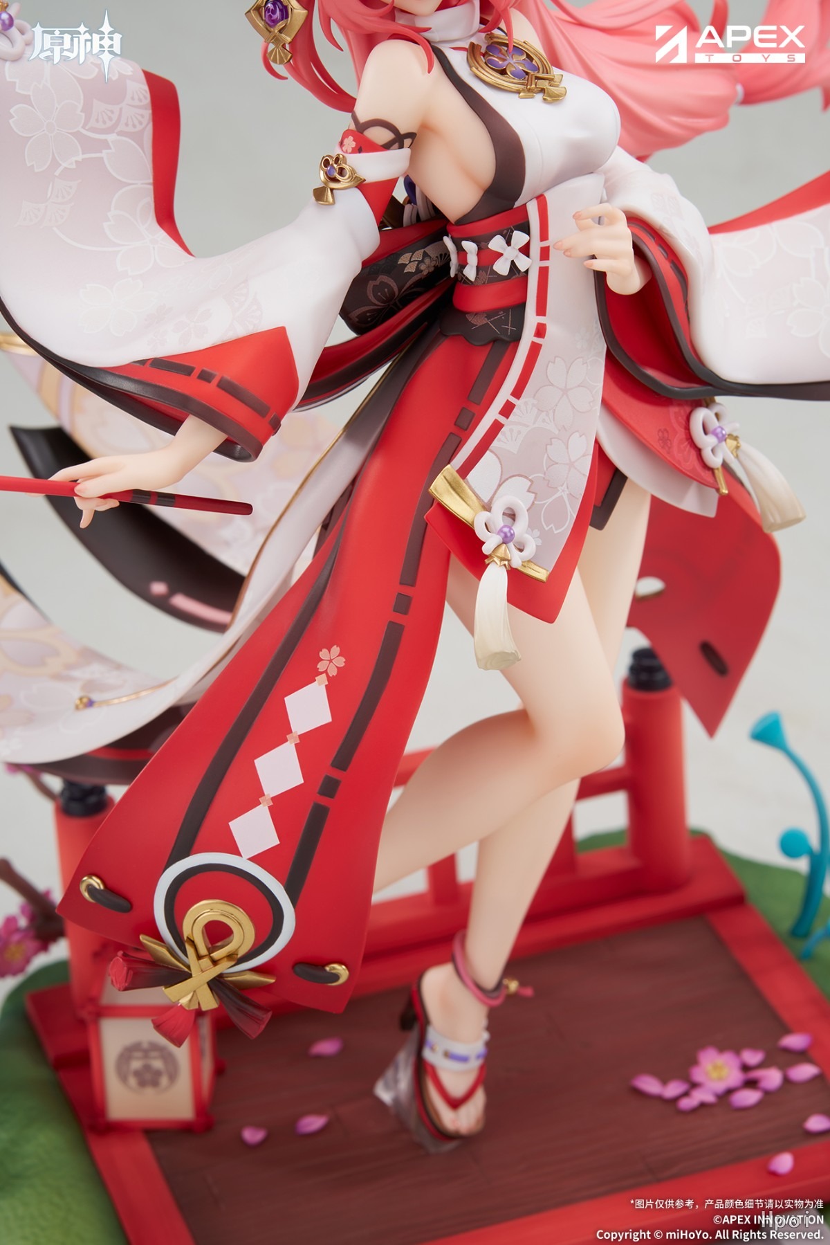 Scaled Figure 1/7 Yae Miko - Astute Amusement Ver. Genshin Impact By APEX