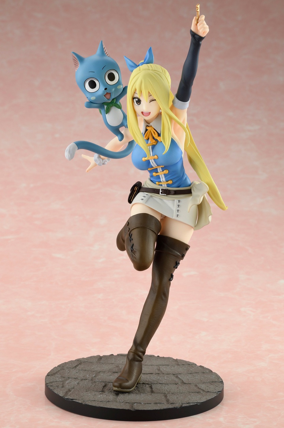 Scaled Figure 1/8 Lucy Heartfilia - Wink Ver. Fairy Tail By Bellfine