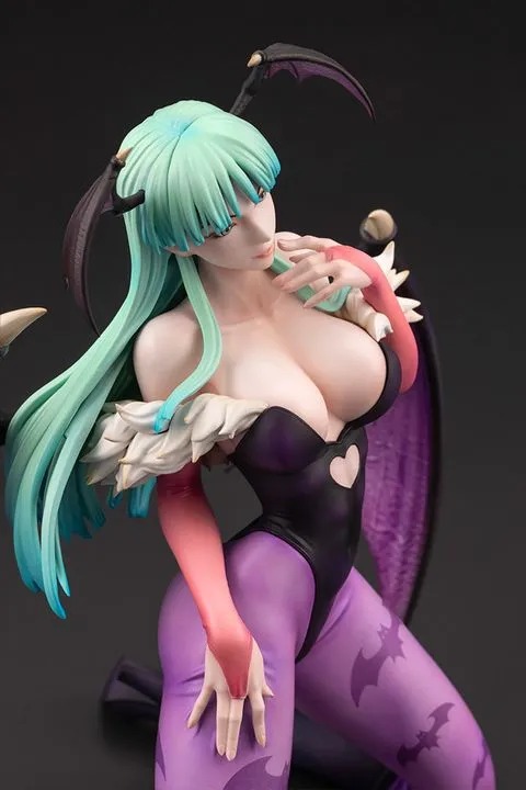 Scaled Figure 1/7 Morrigan Aensland - DARKSTALKERS By Kotobukiya