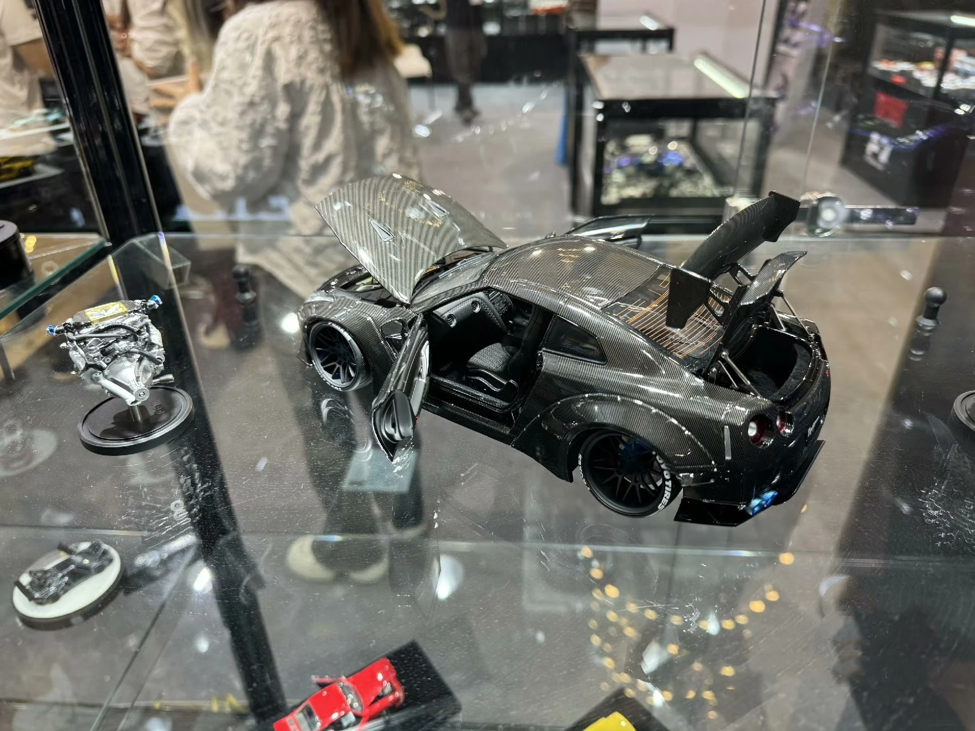 Scaled 1:18 Liberty Walk Nissan GT-R R35 Carbon Fiber HEC Limited Edition 2024 By PGM Private Goods Model