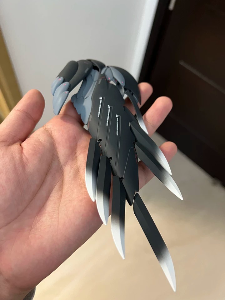 Color Changing Custom Black Swan Gundam UV fluorescent paint technology - MG Wing Zero ka ver. Bandai Model -  By Super Welfare Studio