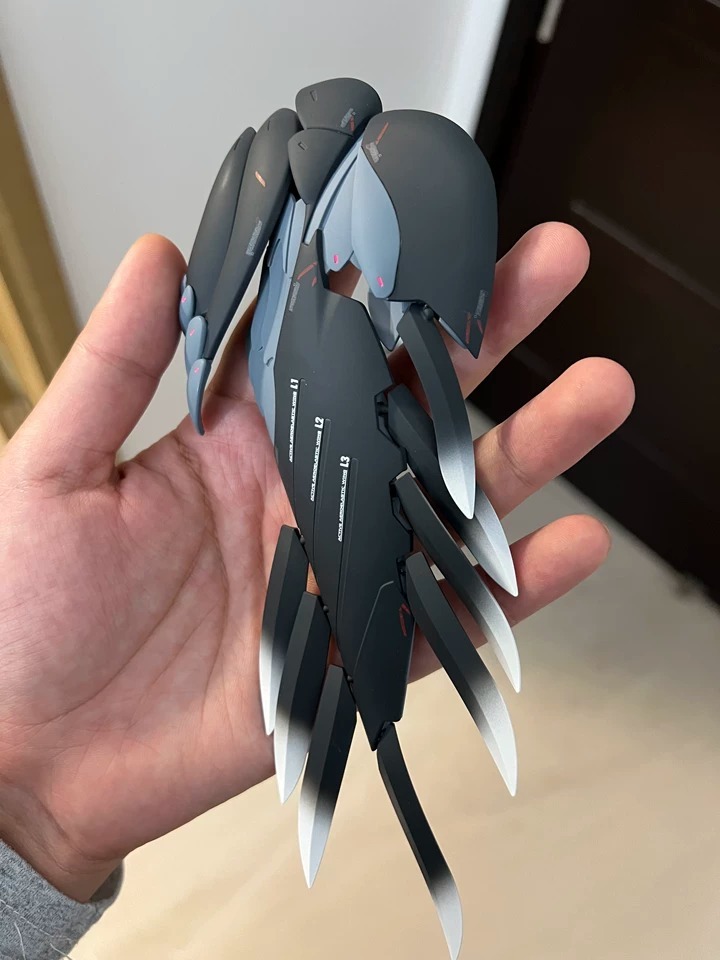 Color Changing Custom Black Swan Gundam UV fluorescent paint technology - MG Wing Zero ka ver. Bandai Model -  By Super Welfare Studio