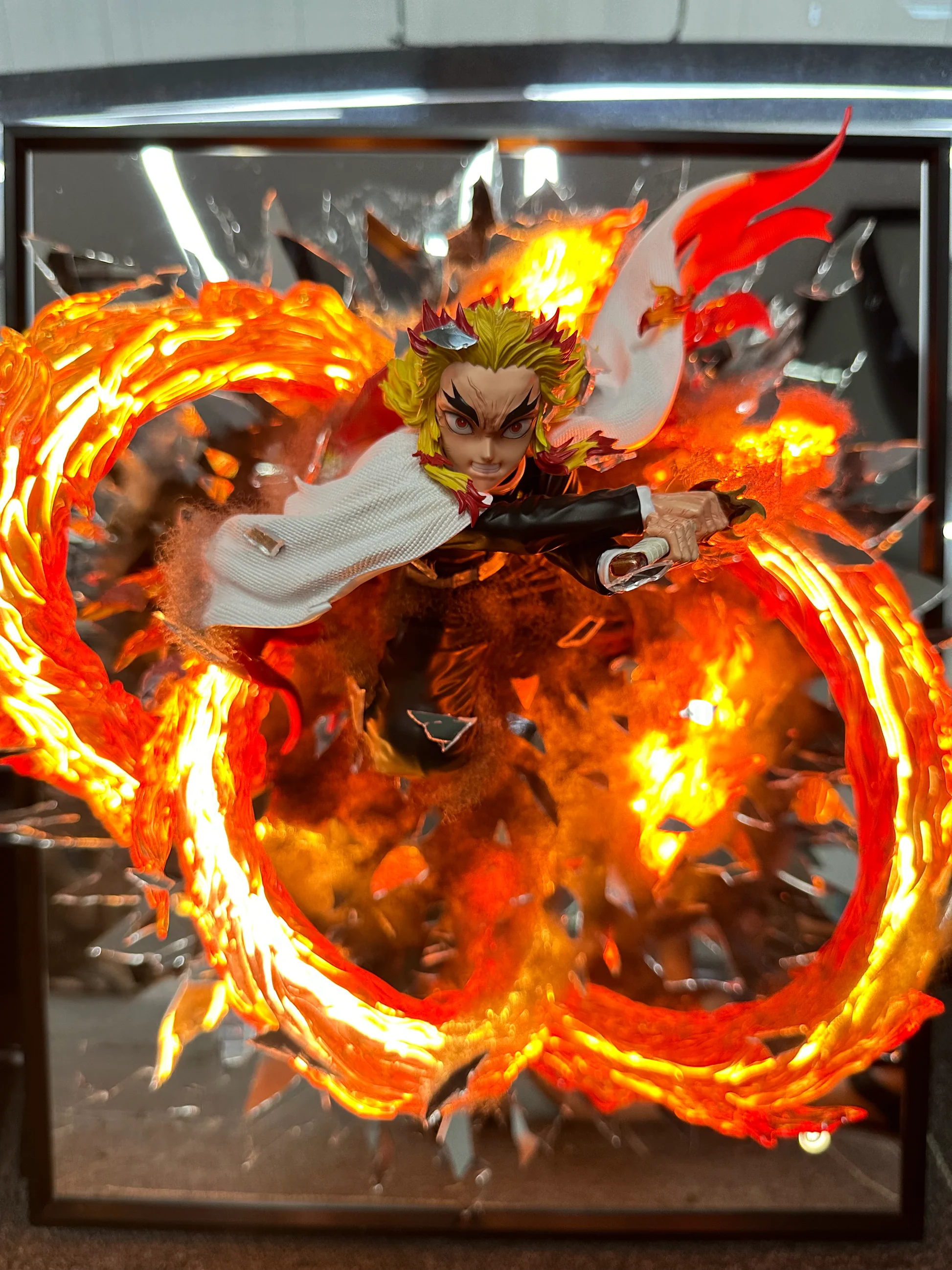 Kyojuro Rengoku - Kimetsu No Yaiba Amazing Diorama Break Glasses Series