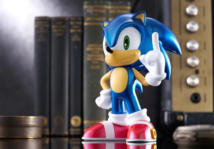Sofubi / SoftB Half Sonic - Metallic Ver. Sonic the Hedgehog (15cm) By Bellfine