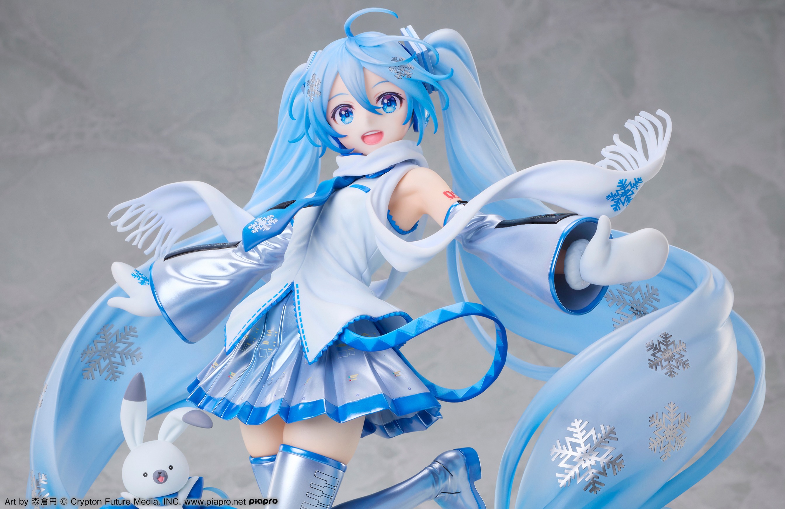 Scaled Figure 1/7 Snow Miku - Sky Town 10th Anniversary Ver. Vocaloid By Design COCO