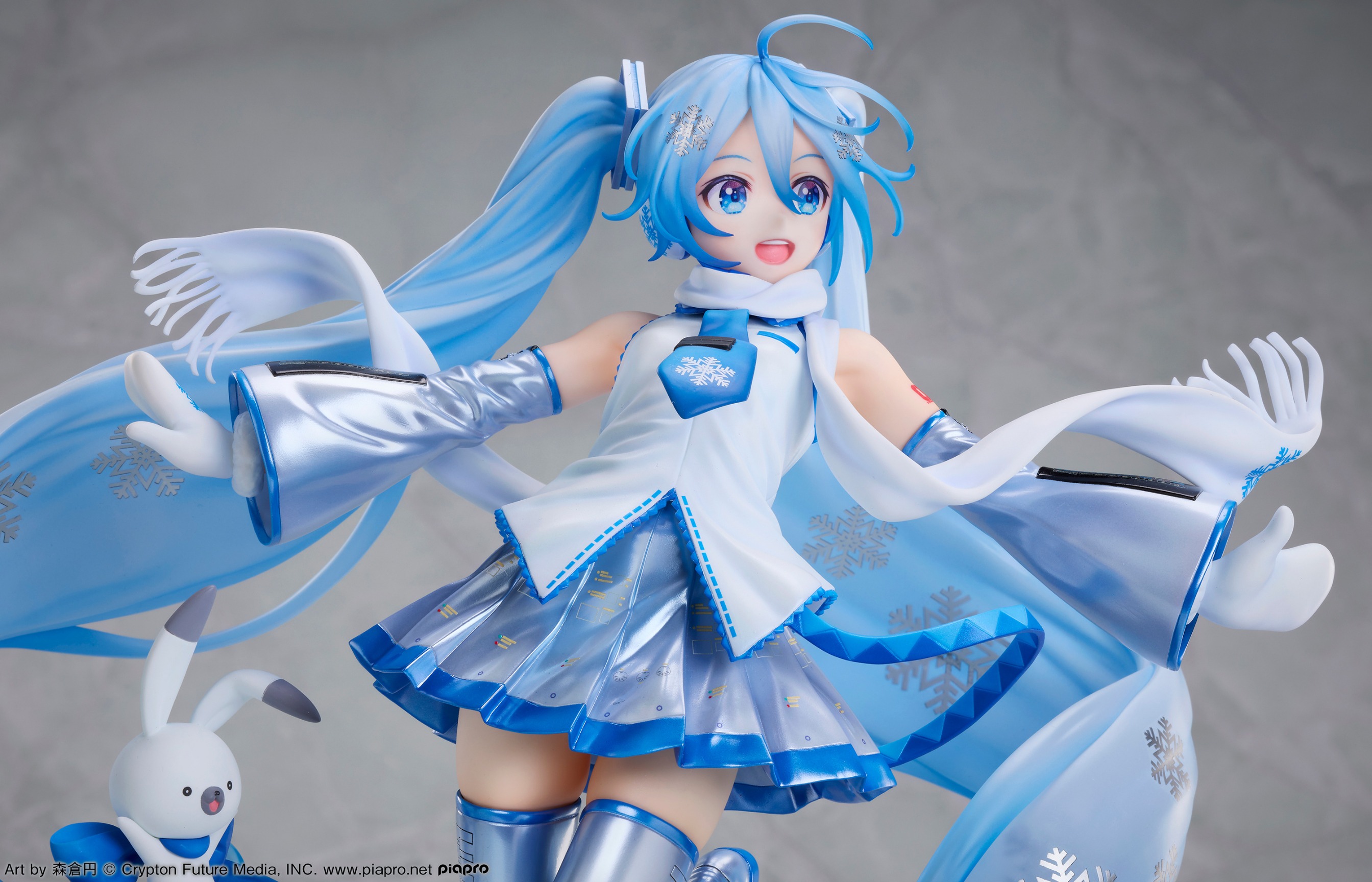 Scaled Figure 1/7 Snow Miku - Sky Town 10th Anniversary Ver. Vocaloid By Design COCO