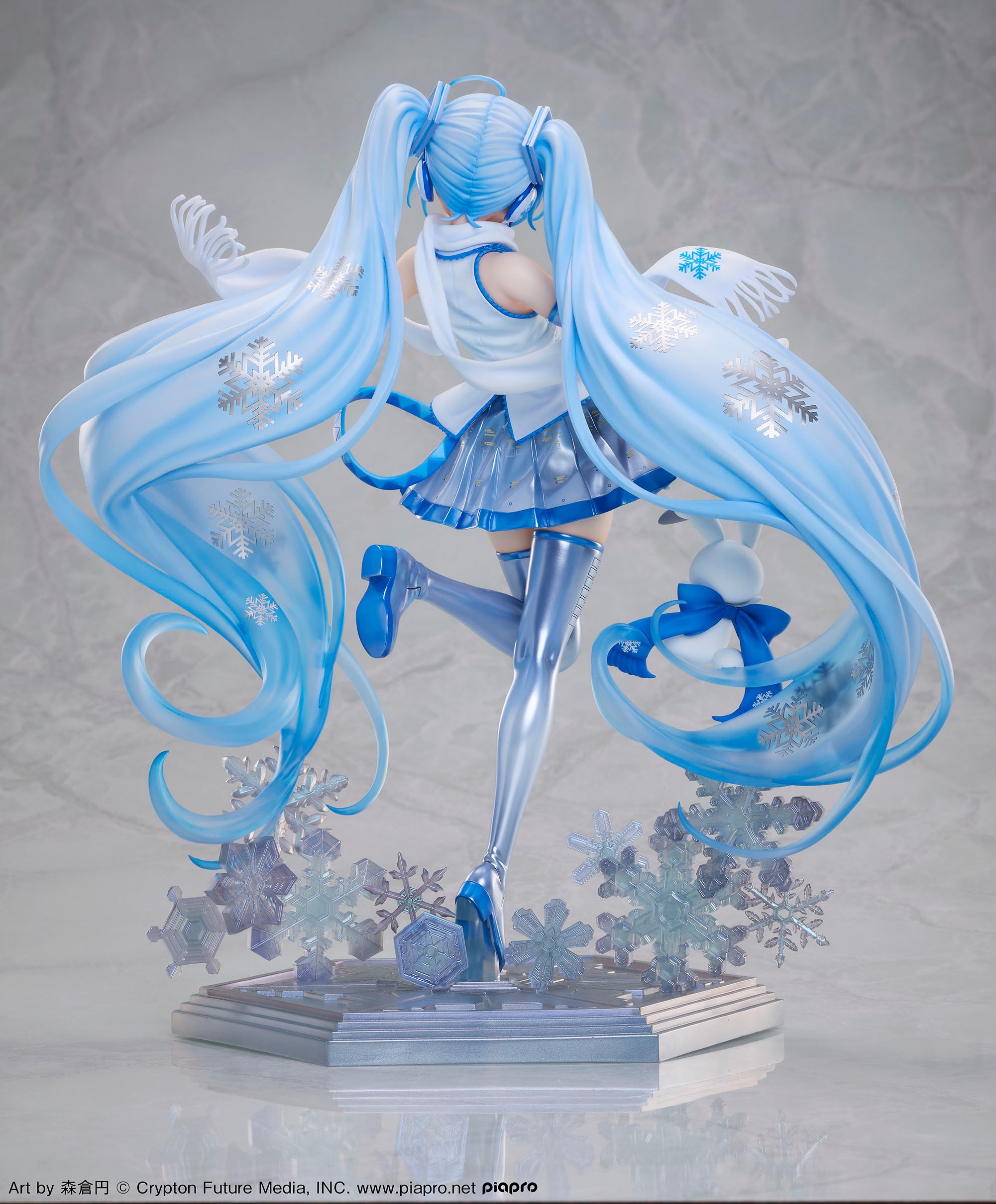 Scaled Figure 1/7 Snow Miku - Sky Town 10th Anniversary Ver. Vocaloid By Design COCO