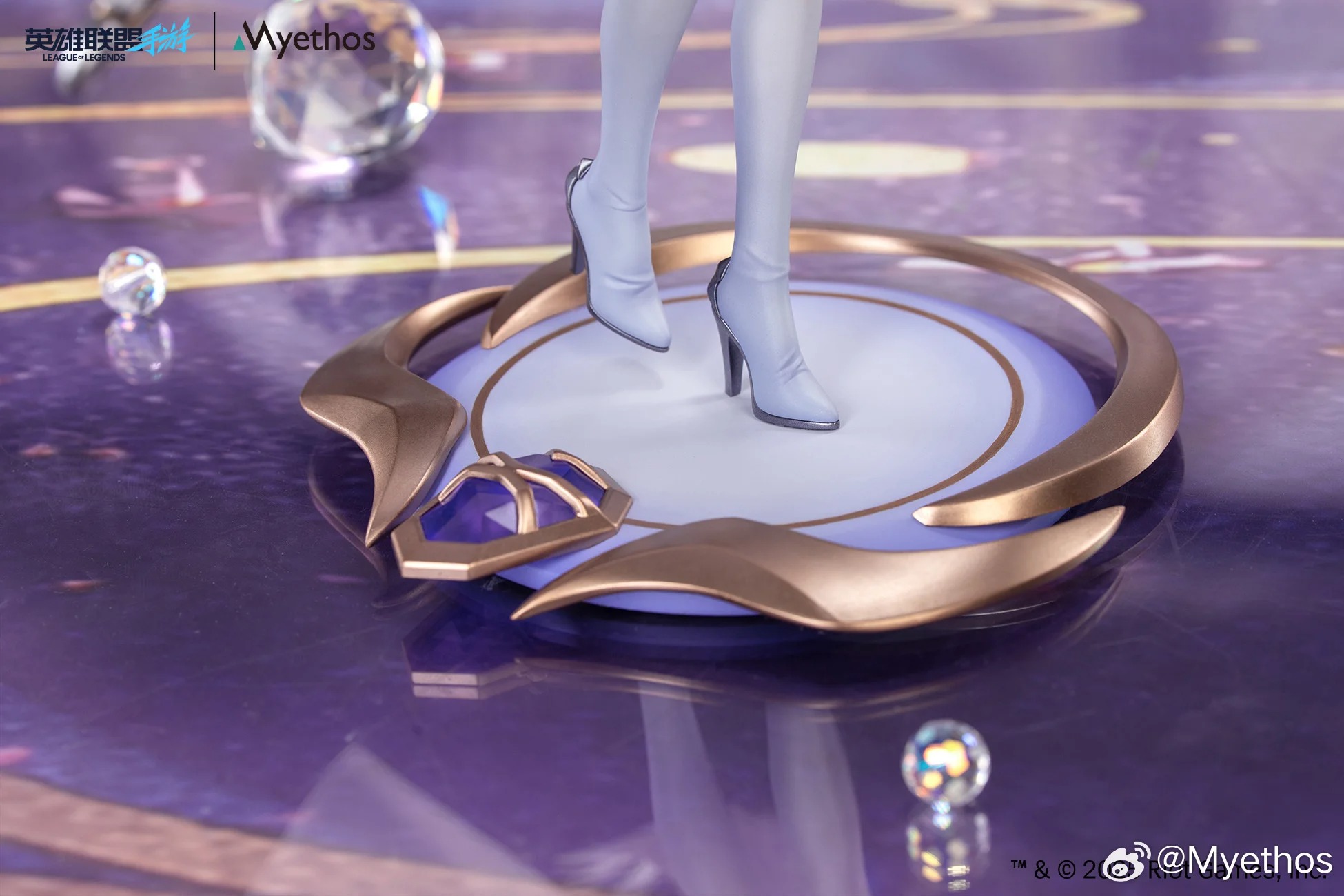Gift+ Scaled Figure 1/8 Lux - Crystal Rose Ver. League of Legends : Wild Rift By Myethos