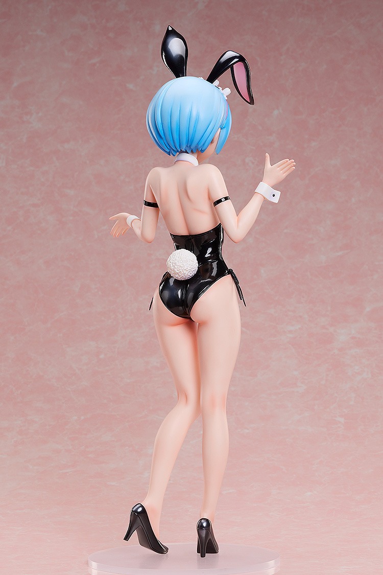Scaled Figure 1/4 Rem - Bunny Ver Bare Leg Ver. 2nd Re:Zero Kara Hajimeru Isekai Seikatsu By FREEing