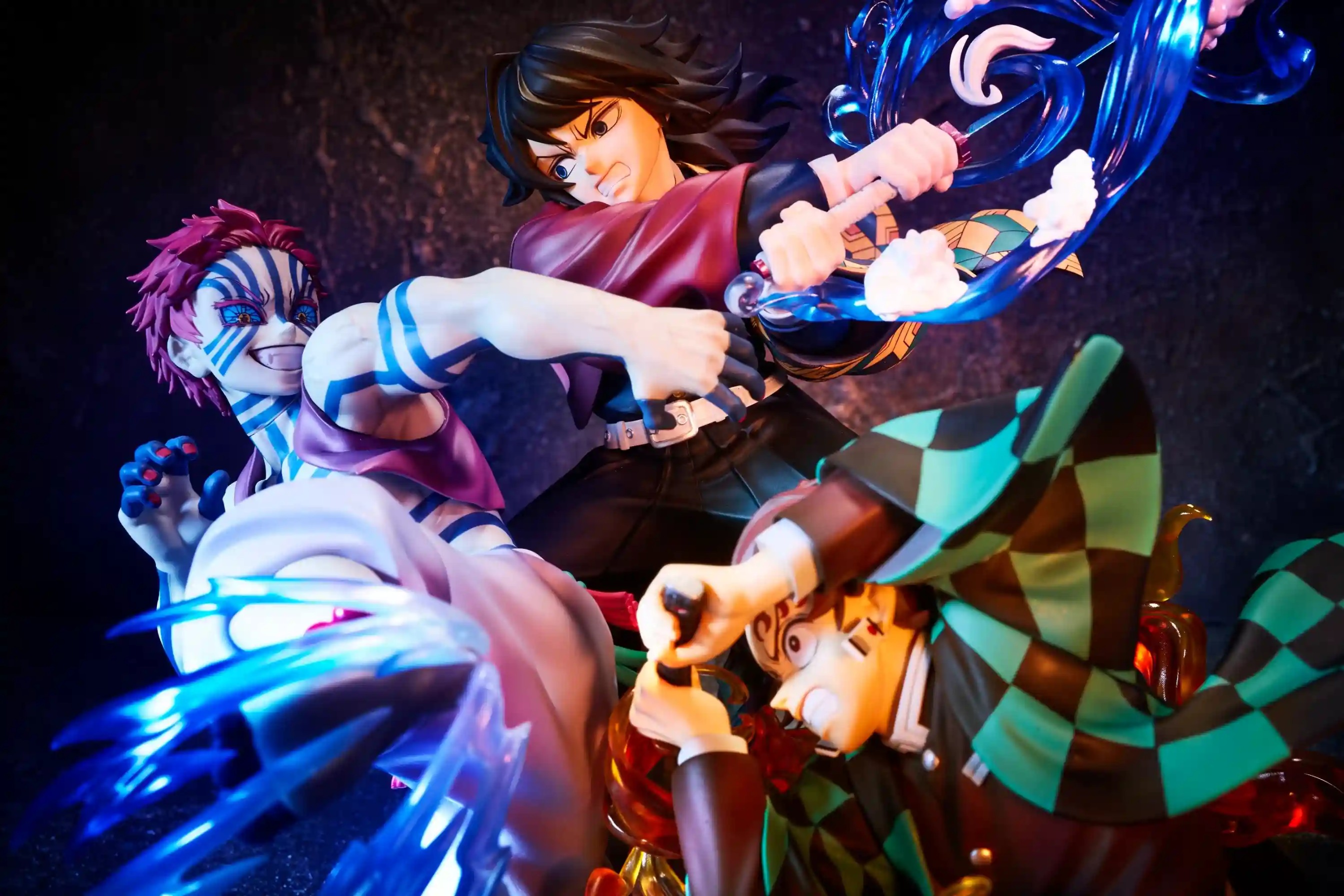 Non Scaled Figure Kamado Tanjiro & Tomioka Giyu vs Akaza - Kimetsu no Yaiba By ANIPLEX
