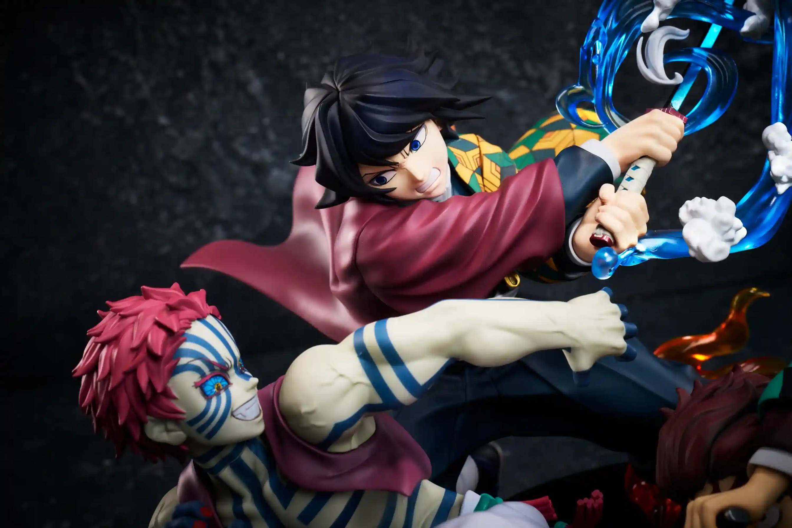 Non Scaled Figure Kamado Tanjiro & Tomioka Giyu vs Akaza - Kimetsu no Yaiba By ANIPLEX