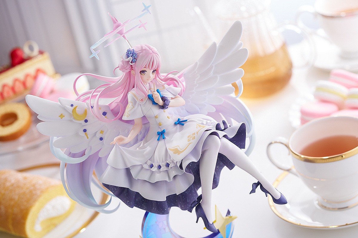 Scaled Figure 1/7 Misono Mika - Call of the Stars Ver. Blue Archive By Good Smile Company