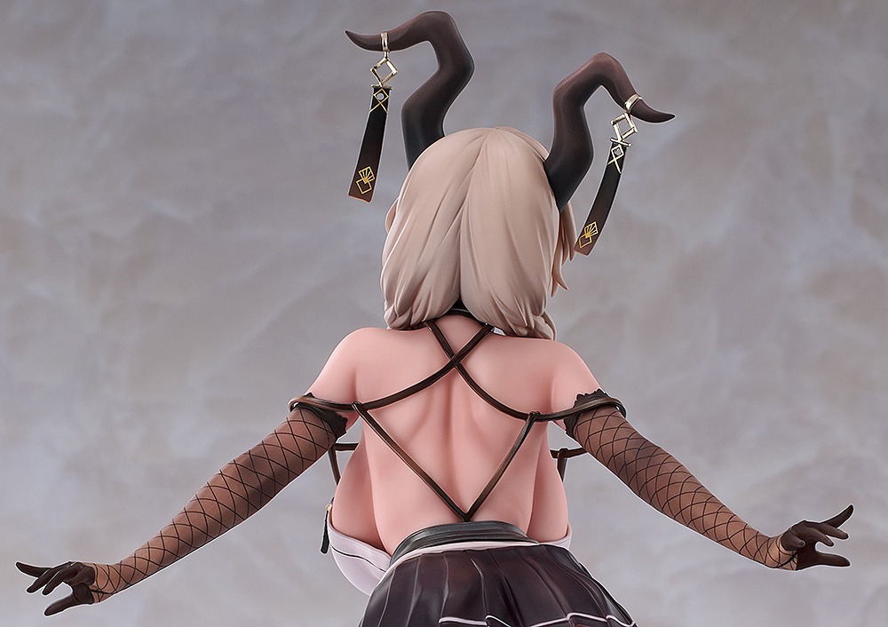 Scaled Figure 1/7 Owari - Azur Lane By Good Smile Arts Shanghai