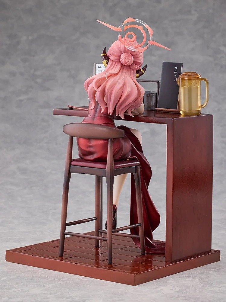 Scaled Figure 1/7 Rikuhachima Aru (Dress) - Memorial Lobby Ver. Blue Archive By Solarain