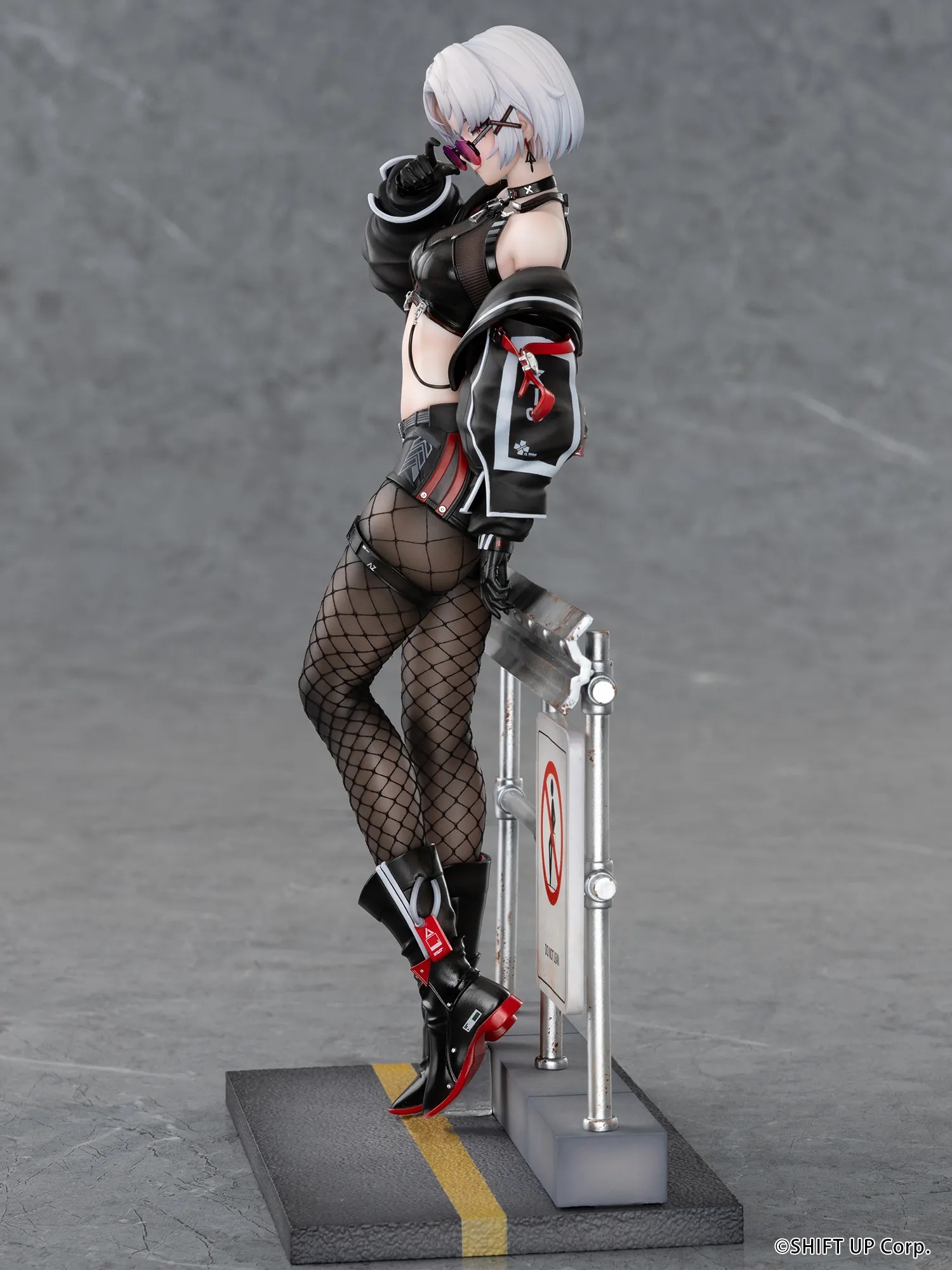 Scaled Figure 1/6 Drake - Villain Racer Standard & Deluxe Edition Ver. Goddess of Victory: NIKKE By Kawa Design