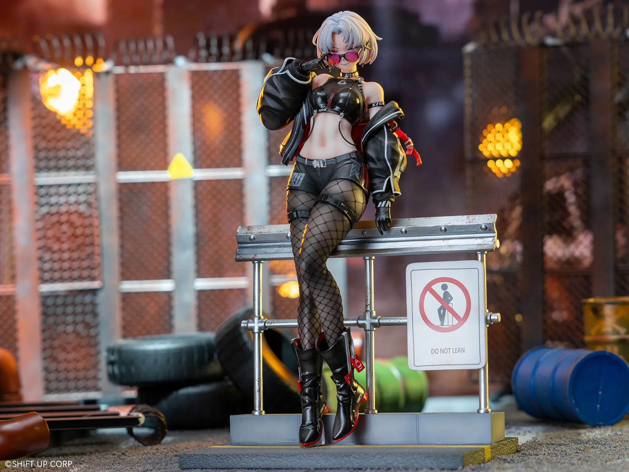 Scaled Figure 1/6 Drake - Villain Racer Standard & Deluxe Edition Ver. Goddess of Victory: NIKKE By Kawa Design