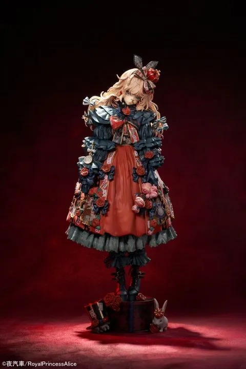 Scaled Figure 1/6 Red Queen and Princess Alice - Illustration by Yogisya By Magi Arts