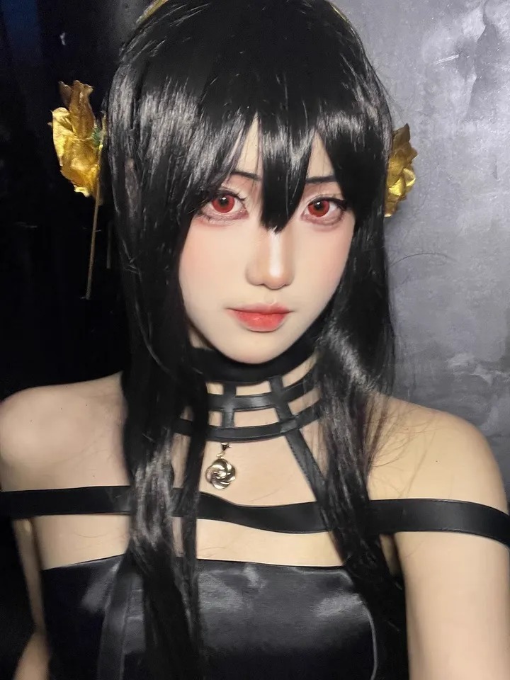 Premium Satin Cosplay Yor Forger - SPY x FAMILY