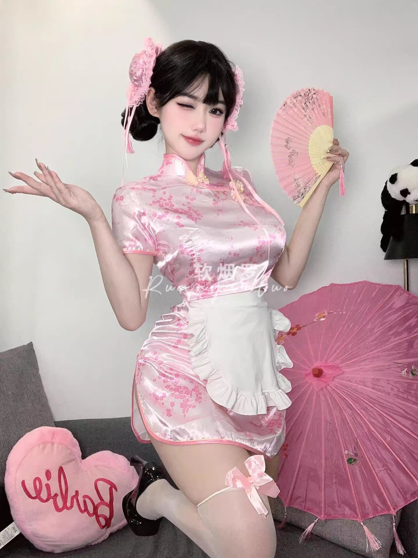 Kostum Cosplay Jepang/Cina Seksi Lingerie Wanita Douyin - Cheongsam Maid Pink Sakura + Apron