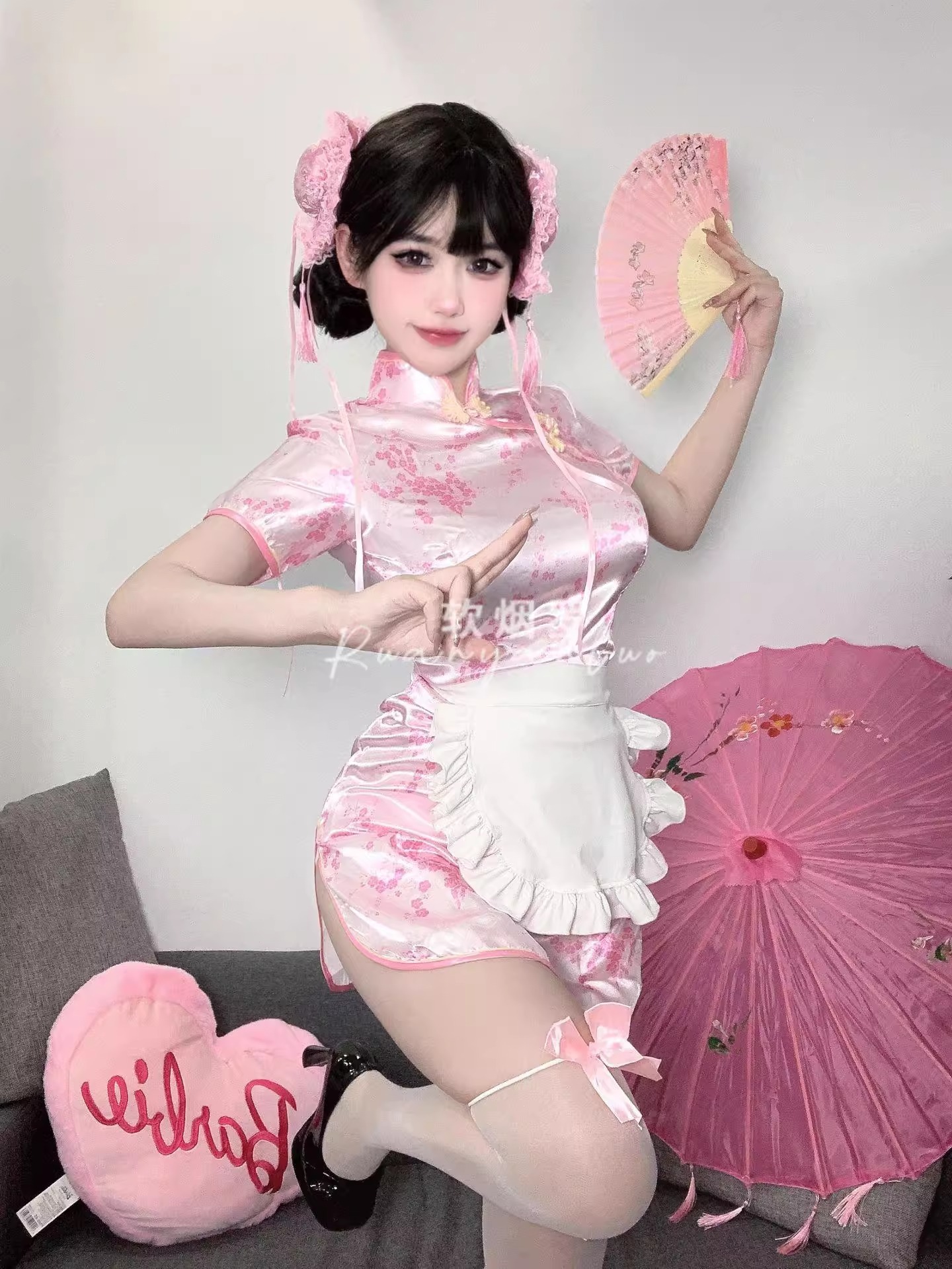 Kostum Cosplay Jepang/Cina Seksi Lingerie Wanita Douyin - Cheongsam Maid Pink Sakura + Apron