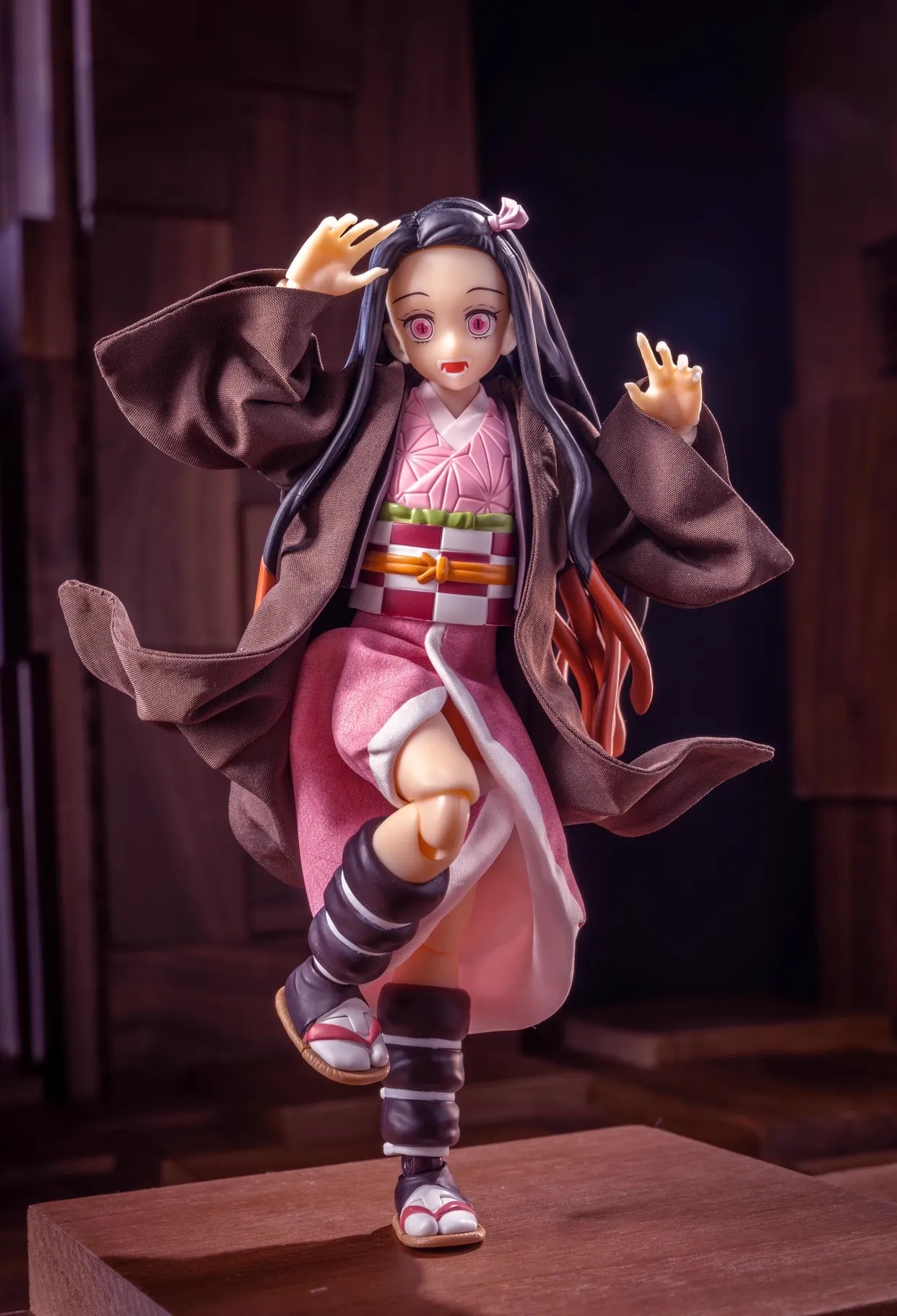 SHF S.H.Figuarts Nezuko Kamado custom made brown cape & pink kimono outfit clothes only - Kimetsu No Yaiba / Demon Slayer By Otaku Kingdom