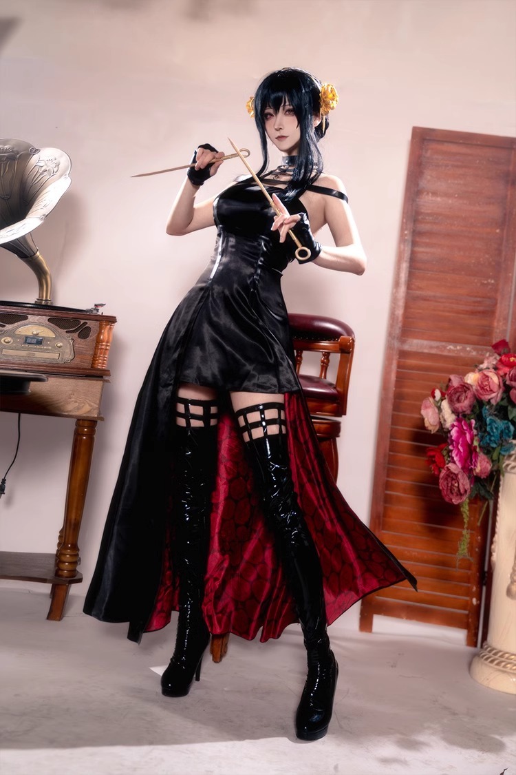 Premium Satin Cosplay Yor Forger - SPY x FAMILY