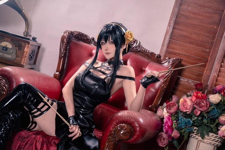 Premium Satin Cosplay Yor Forger - SPY x FAMILY