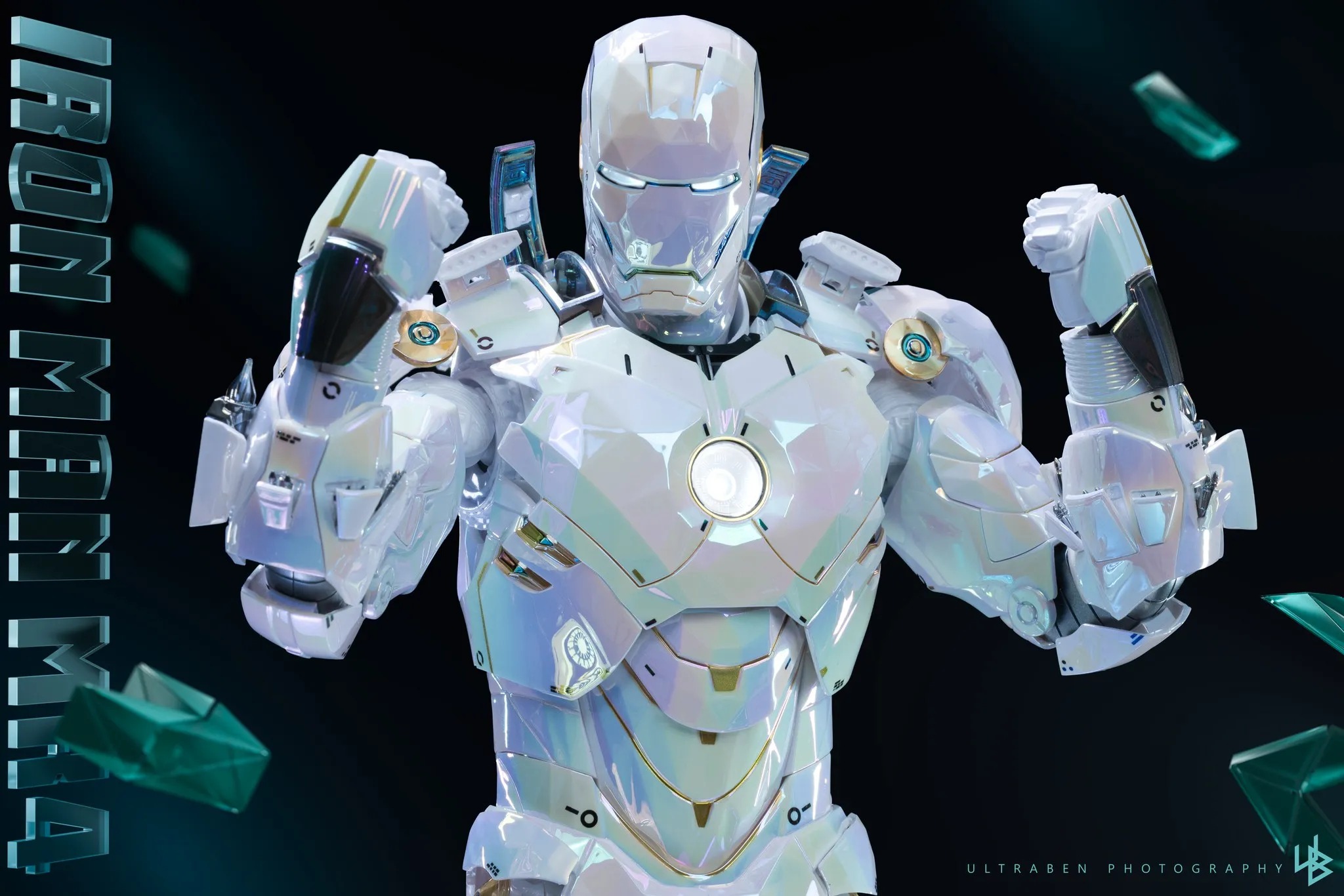 [READY STOCK ITEM] Limited Edition Action Figure 1/6 Iron Man Mark IV Sub-Zero Fractal Armor Exclusive Ver. By Hot Toys