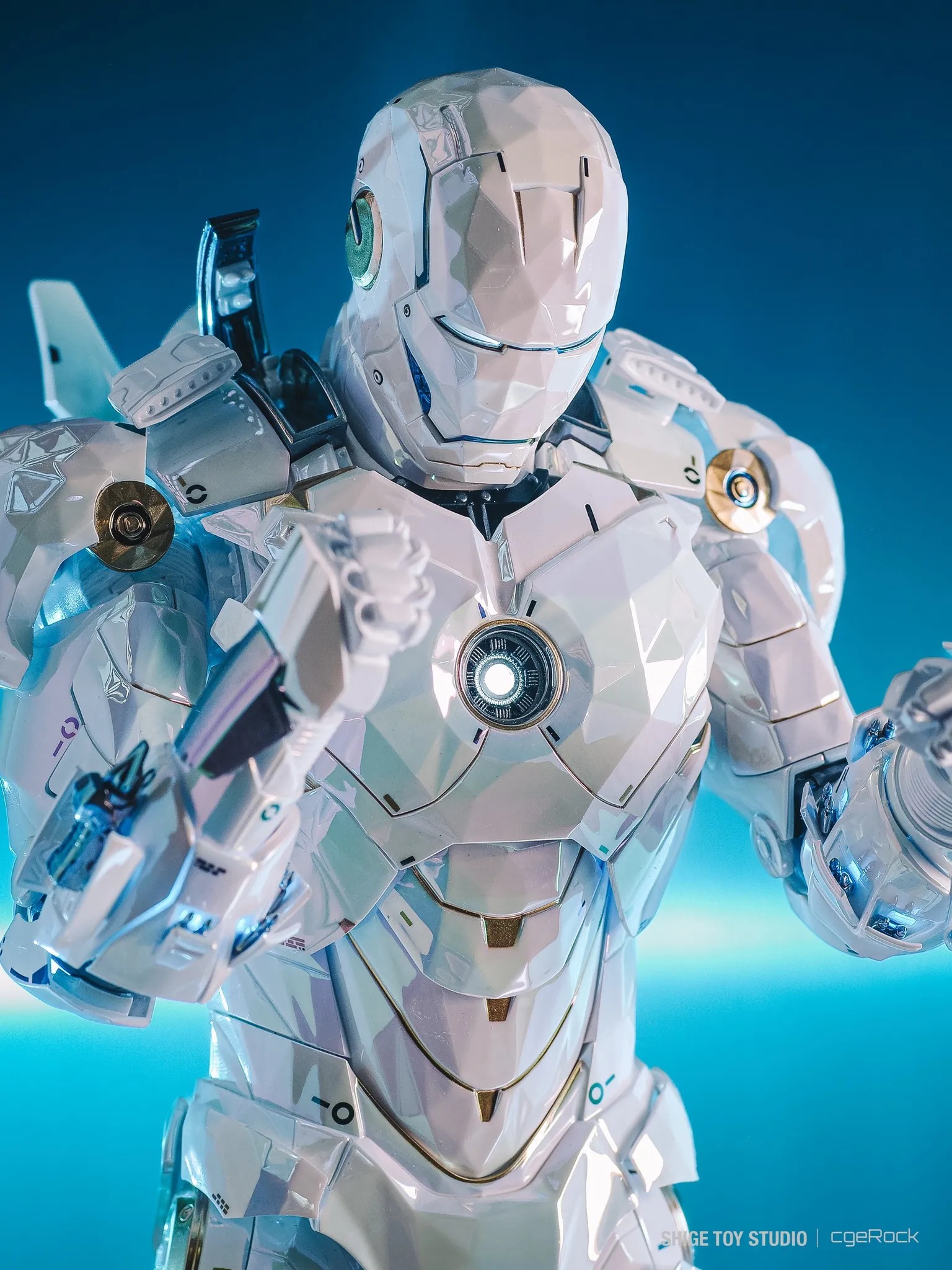 [READY STOCK ITEM] Limited Edition Action Figure 1/6 Iron Man Mark IV Sub-Zero Fractal Armor Exclusive Ver. By Hot Toys