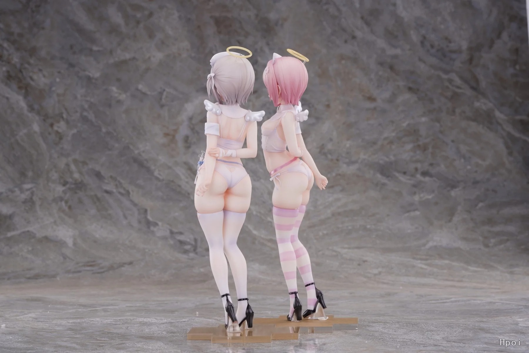 [Set Of 2] Scaled Figure 1/6 Nagi & Suzu Or Choose Your Favourite One - Illustration by kuma4go By Otherwhere