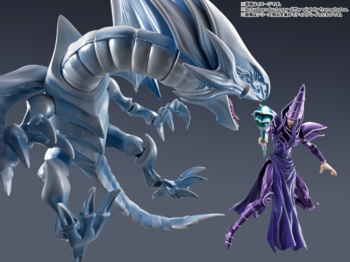 S.H.MonsterArts Dark Magician / Black Magician - Yu-Gi-Oh! Duel Monsters By Bandai Spirits