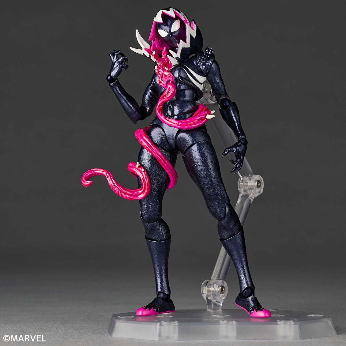 [With Bonus] Revoltech Amazing Yamaguchi Gwen Stacy / Gwenom - Spider-Gwen By Kaiyodo