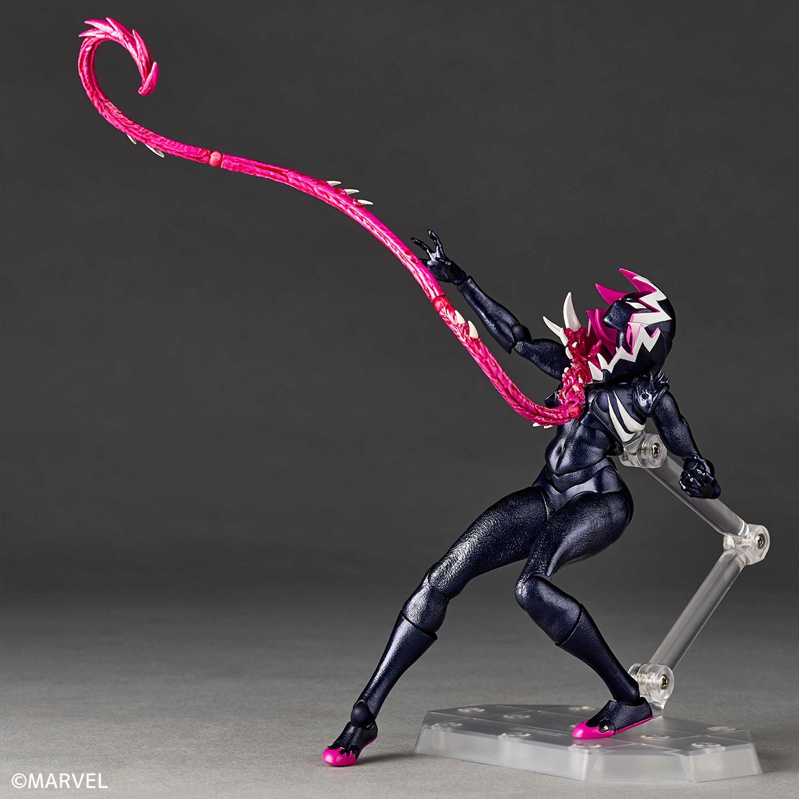 [With Bonus] Revoltech Amazing Yamaguchi Gwen Stacy / Gwenom - Spider-Gwen By Kaiyodo