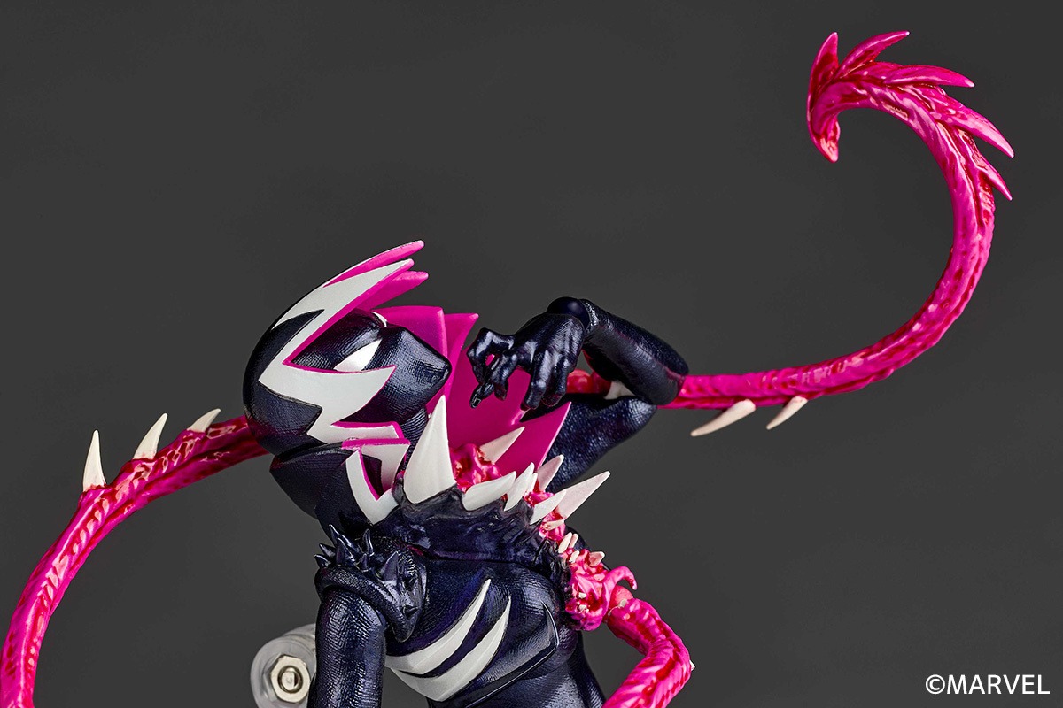 [With Bonus] Revoltech Amazing Yamaguchi Gwen Stacy / Gwenom - Spider-Gwen By Kaiyodo