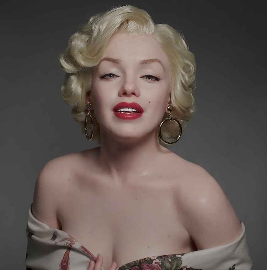 Silicone Real Life Size Bust 1:1 Marilyn Monroe - by Damtoys