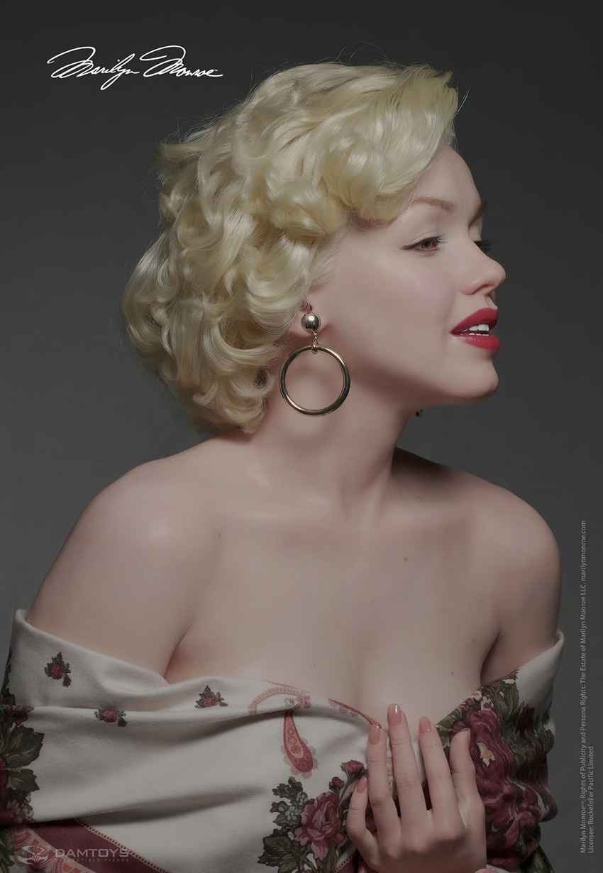 Silicone Real Life Size Bust 1:1 Marilyn Monroe - by Damtoys